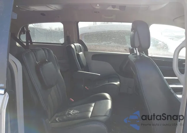 2C4RC1BGXER269733: 44187797