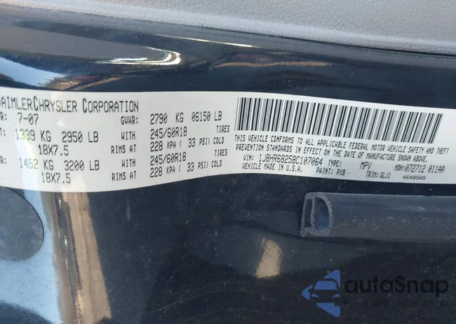 1J8HR68258C107064: 44187802