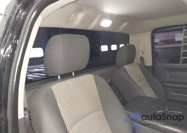 3C6JD7AT7CG144503: 44187930