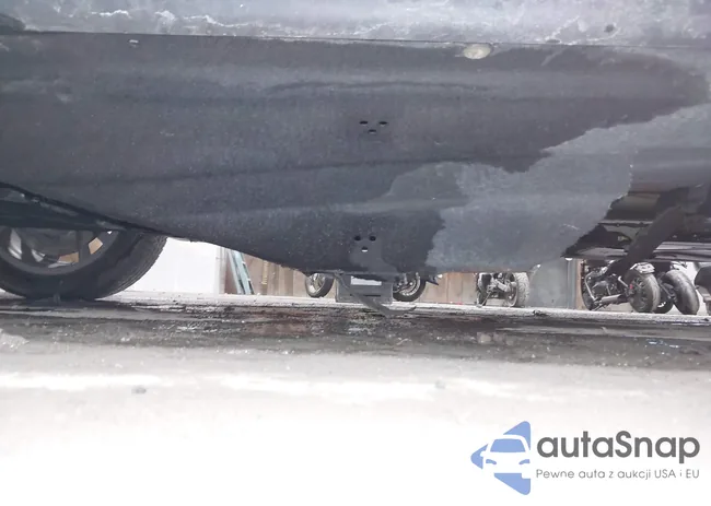 5UXTR9C53KLD97768: 44187982