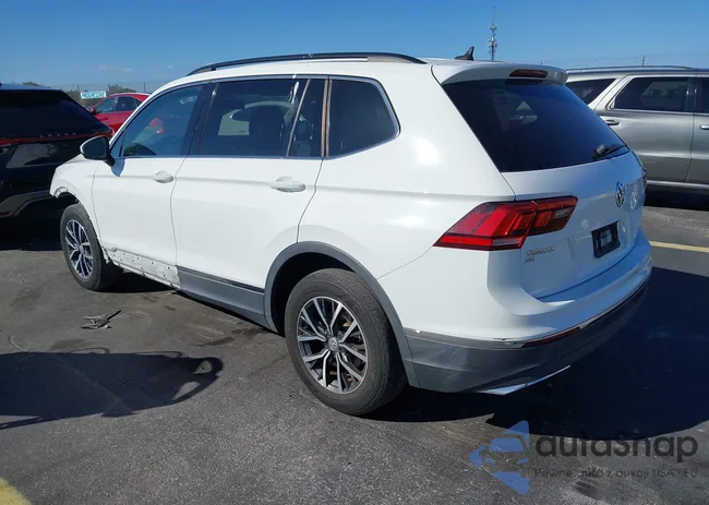 3VV3B7AX4LM018256: 44187985