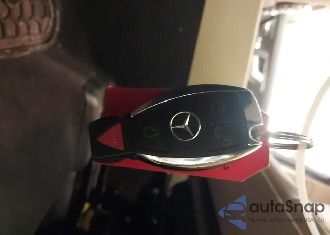 WDCGG8JB1DG149260: 44187989