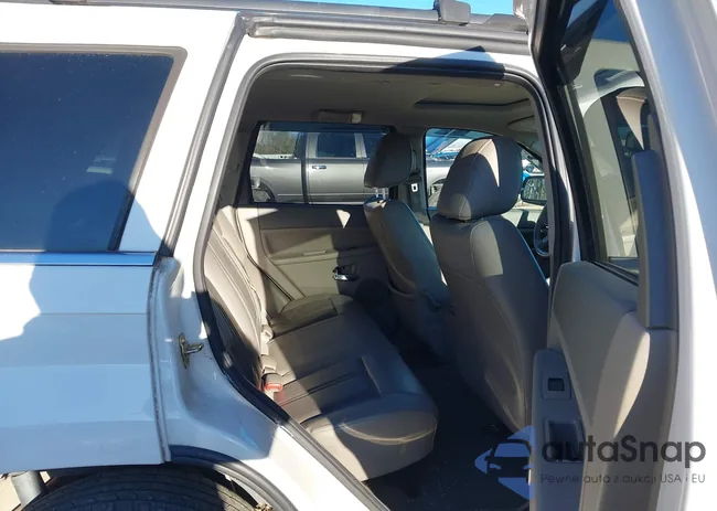 1J4HR58245C645035: 44187992