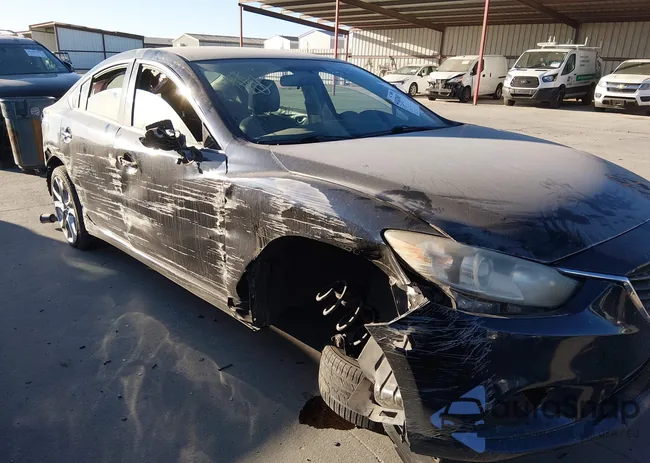 JM1GJ1V5XF1206533: 44187013