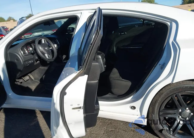 2C3CDXBG5EH324816: 44187127