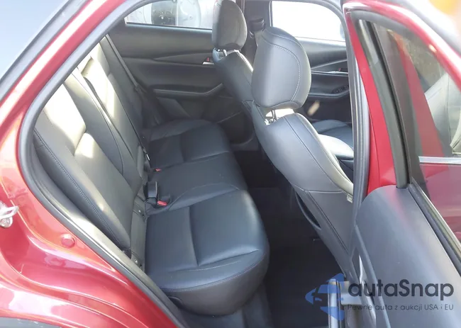 3MVDMBBLXMM272775: 44187144