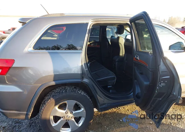 1C4RJFCT1DC614816: 44187257