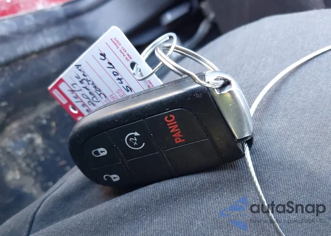 3C4PDDEG3HT515220: 44187332