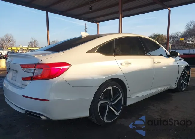 1HGCV1F33LA040630: 44187333