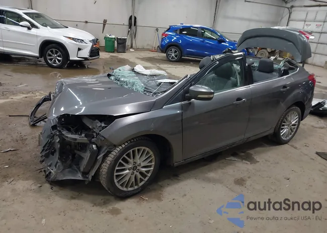 1FADP3J21EL274463: 44187339