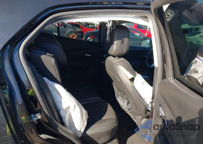 KL4CJ3SB0KB758433: 44187358