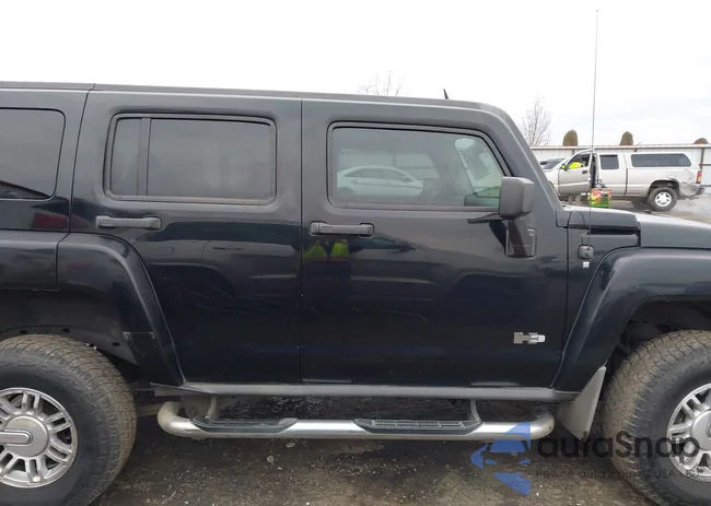 5GTDN136668306793: 44187390