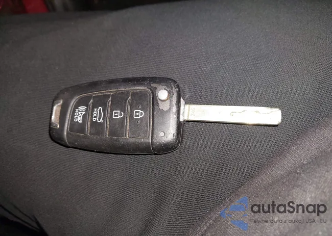 3KPC24A64LE109879: 44188421