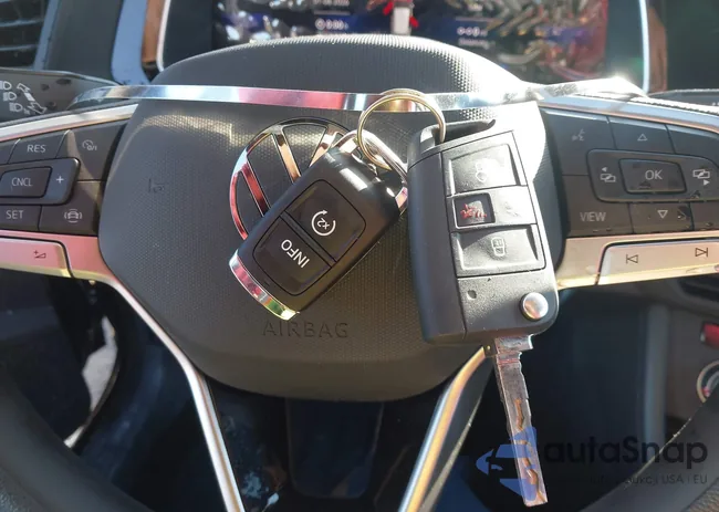 3VWBM7BU2PM017487: 44188443