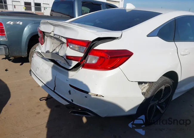 1HGCV1F32JA103889: 44188447