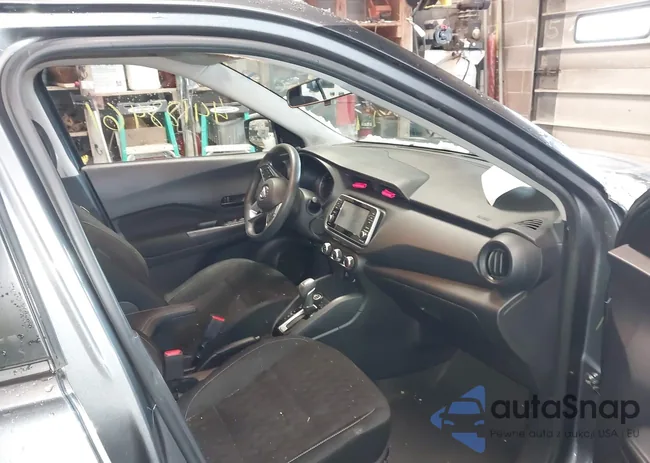 3N1CP5BV6ML565699: 44188461