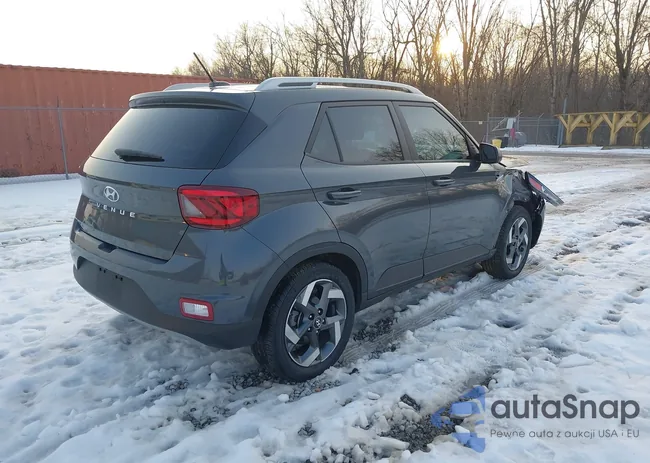 KMHRC8A34PU266013: 44188569