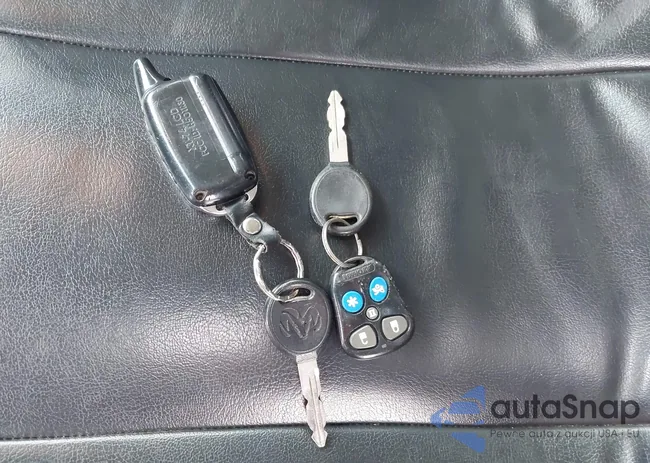 1B7GG2AN21S125703: 44188623