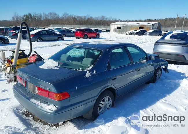 4T1BG22K71U841379: 44188632