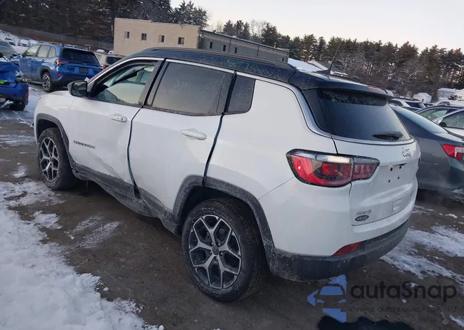 3C4NJDCNXST562088: 44188684