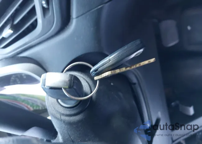 2GNFLCEK5D6410083: 44188693