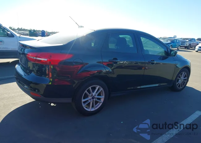 1FADP3F26JL234544: 44188730