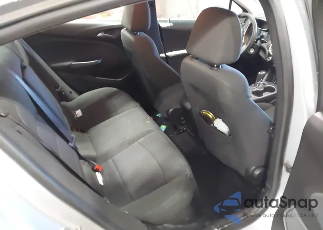 1G1BE5SM9H7224855: 44188750