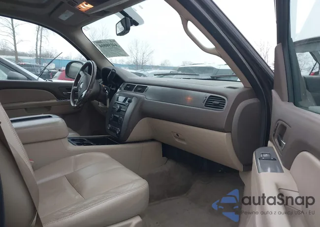 1GNSKJE7XCR112746: 44188804