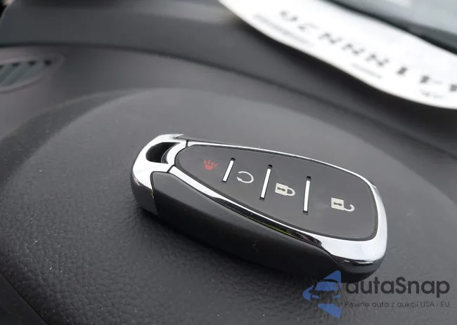 3G1BE6SM1JS590533: 44188826