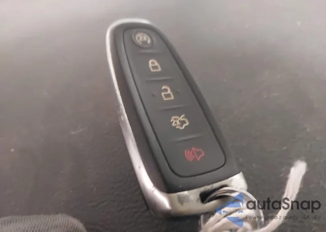 1FAHP2KT2DG107653: 44188864