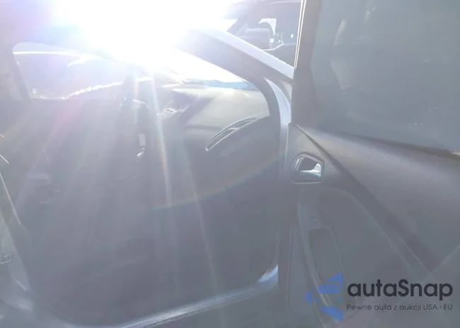 1FADP3F28GL249913: 44188883