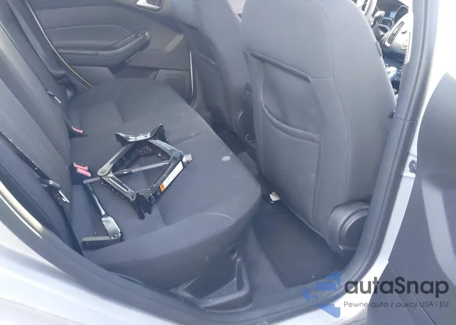 1FADP3F28GL249913: 44188883