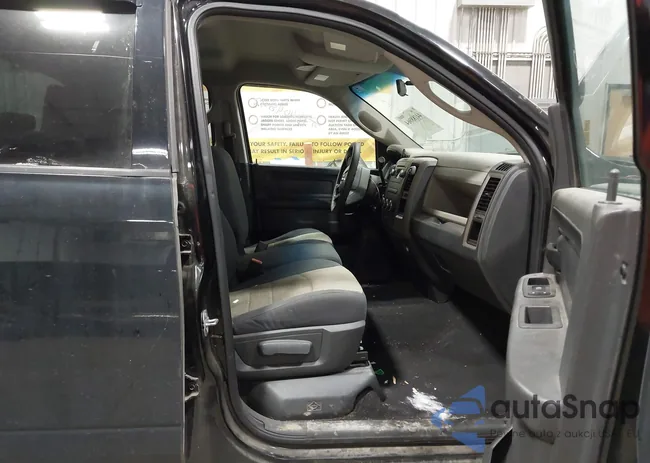 1C6RD7FT3CS214406: 44188964