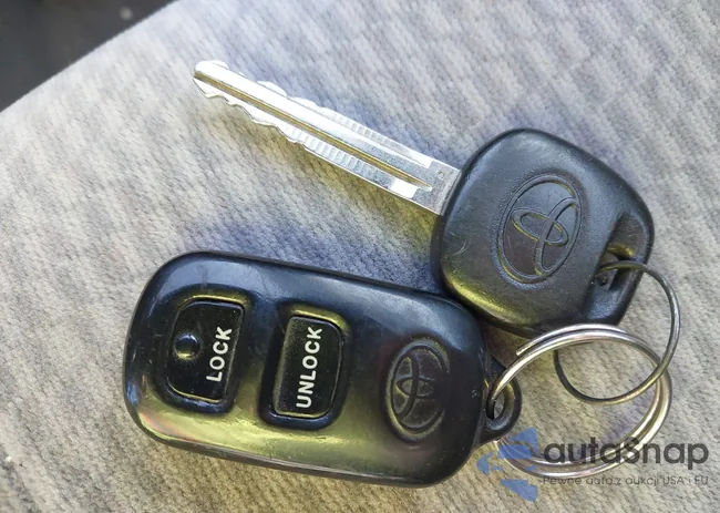 JTDBR32E952053588: 44188005