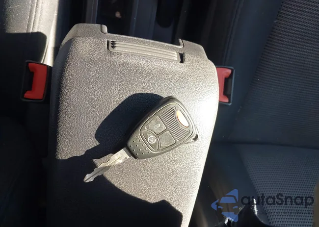 1C4NJPFA0ED645484: 44188022