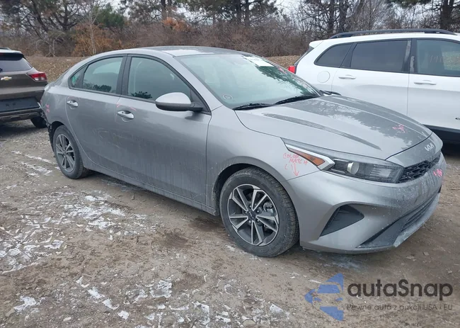 3KPF24AD2RE752008: 44188073