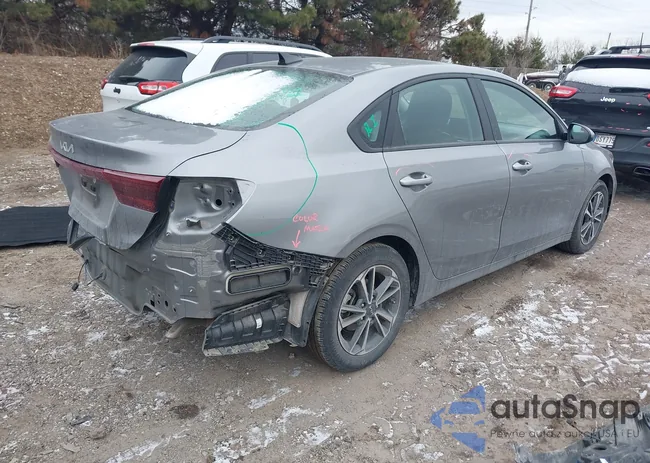 3KPF24AD2RE752008: 44188073