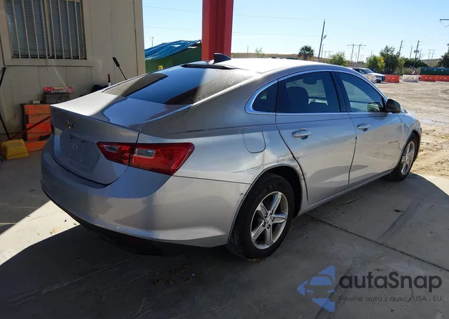 1G1ZB5ST1LF132846: 44188090