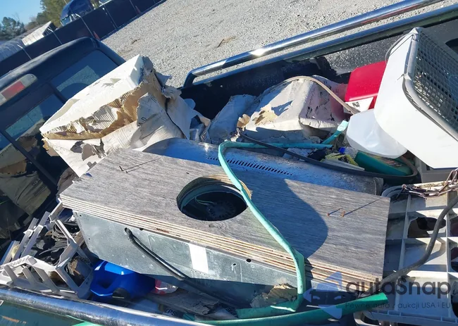 1FTYR10UX1TA47473: 44188100