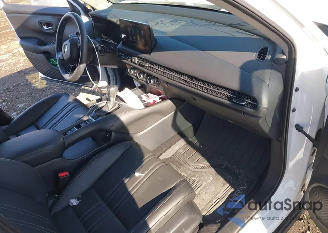 3CZRZ2H79SM720238: 44188176