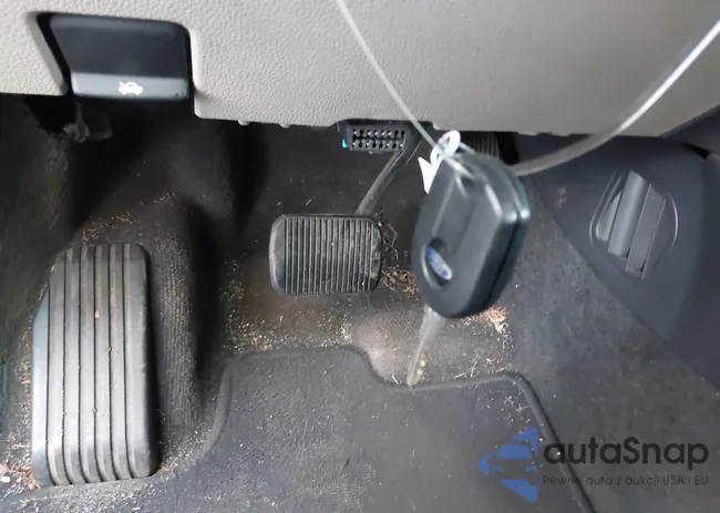 1FMHK7D80BGA49453: 44188187