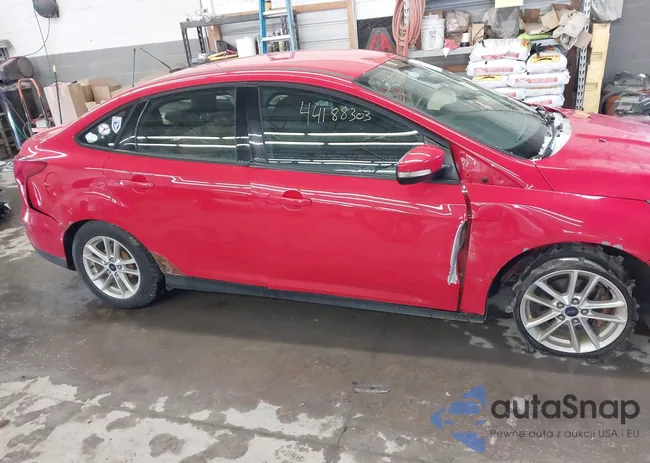 1FADP3F26HL221979: 44188303