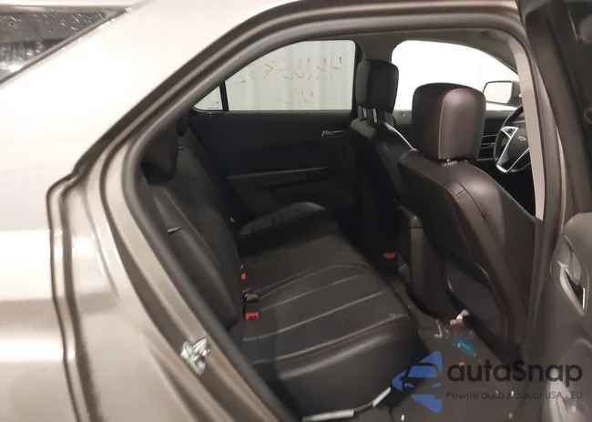 2CNFLNEW0A6339874: 44188382