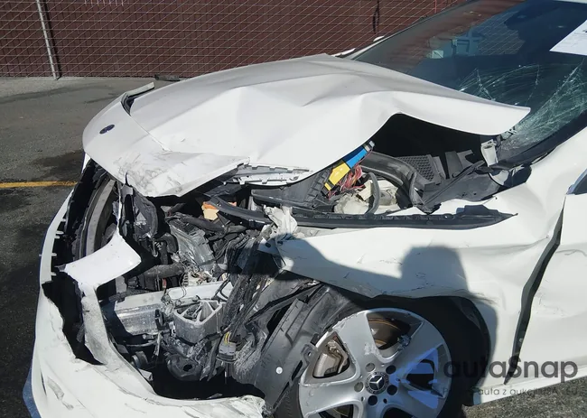 WDDSJ4EB5JN553406: 44189445