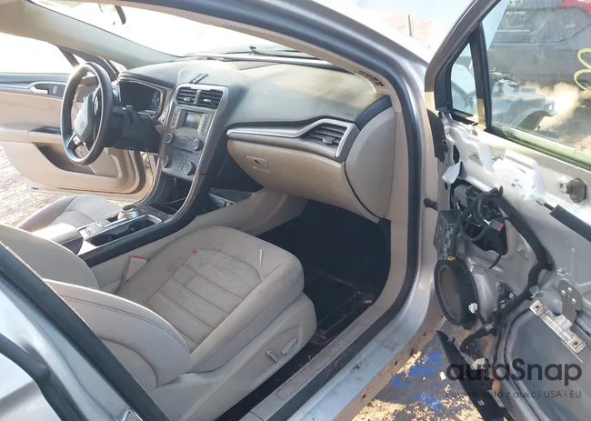 3FA6P0LU9JR262515: 44189503