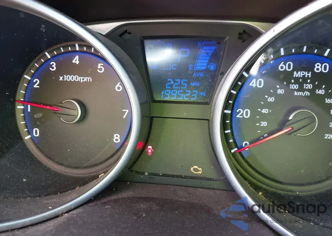 KM8JUCAG6EU853973: 44189604