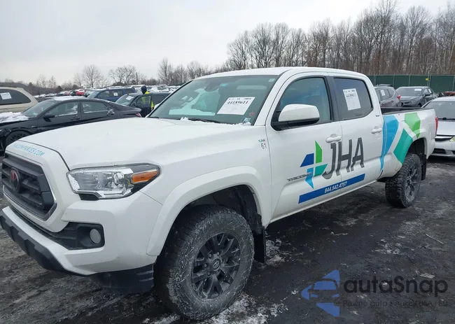 3TMDZ5BN9NM127525: 44189611