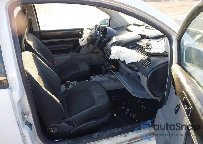 3VWCB21C01M435057: 44189643