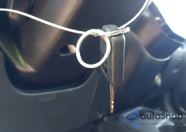 ML32AUHJ4MH010051: 44189645