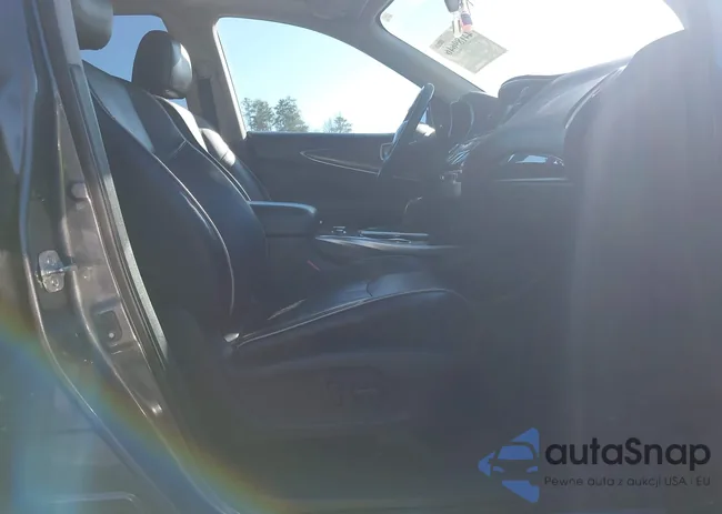 5N1DL0MM2JC524624: 44189646